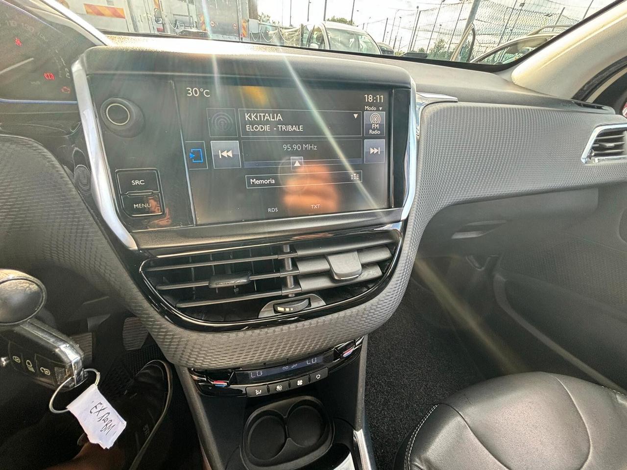 Peugeot 2008 1.6 e-HDi 115 CV Stop&Start Allure