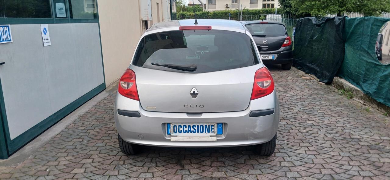 Renault Clio 1200 gpl