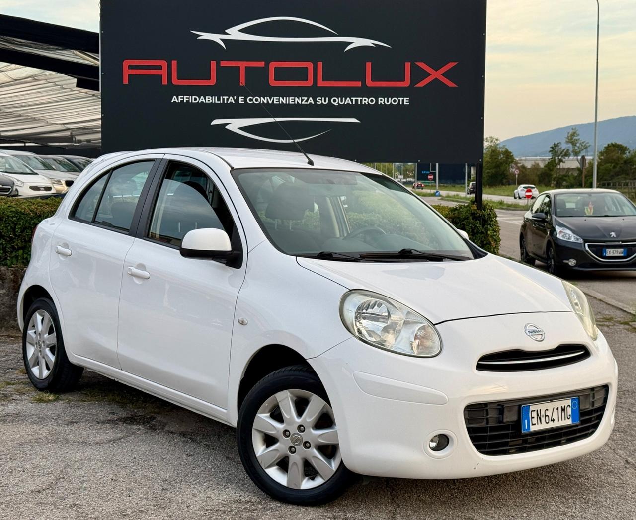 Nissan Micra 1.2 12V 5 porte Tekna 2013