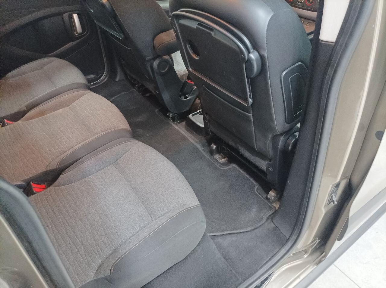 Citroen Berlingo Multispace BlueHDi 100 S&S XTR 06/2015