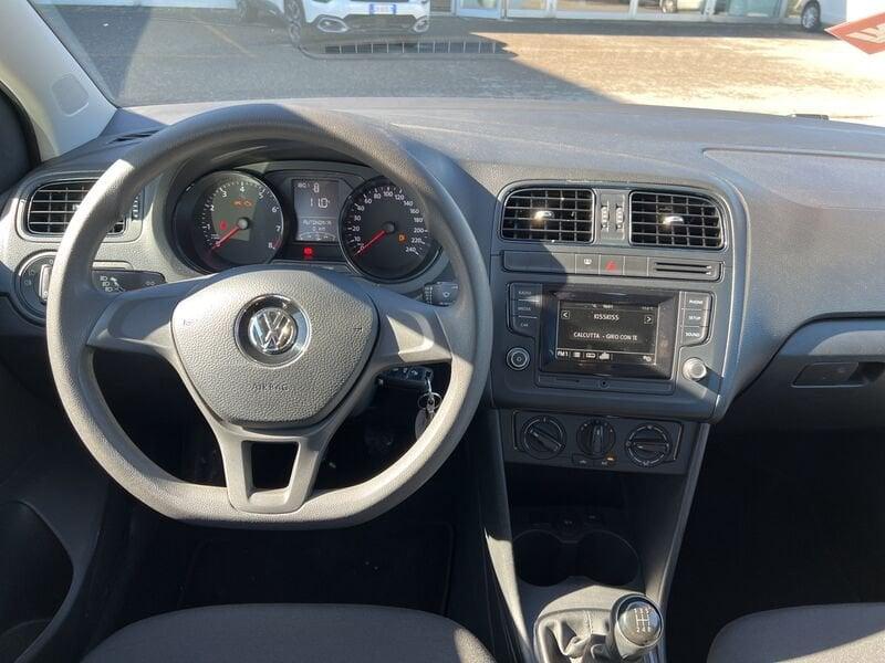 Volkswagen Polo 5ª SERIE 1.0 MPI 5P. TRENDLINE