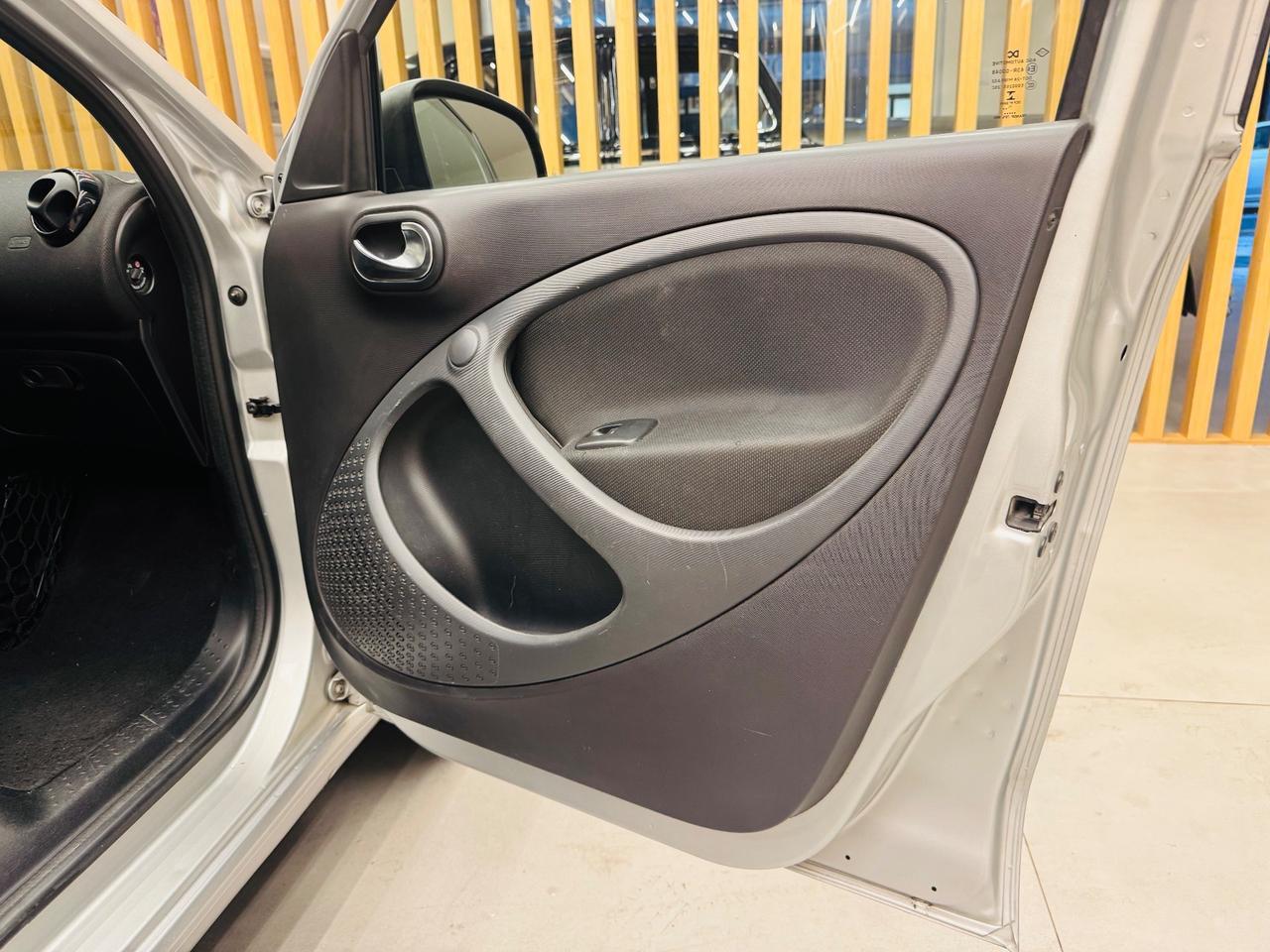 Smart ForFour 70 1.0 twinamic Passion SILVER AUTOMATICA