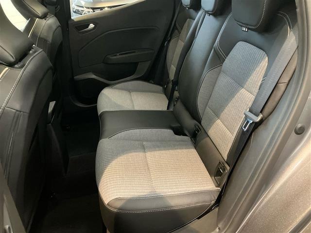 RENAULT Clio 1.0 TCe Techno