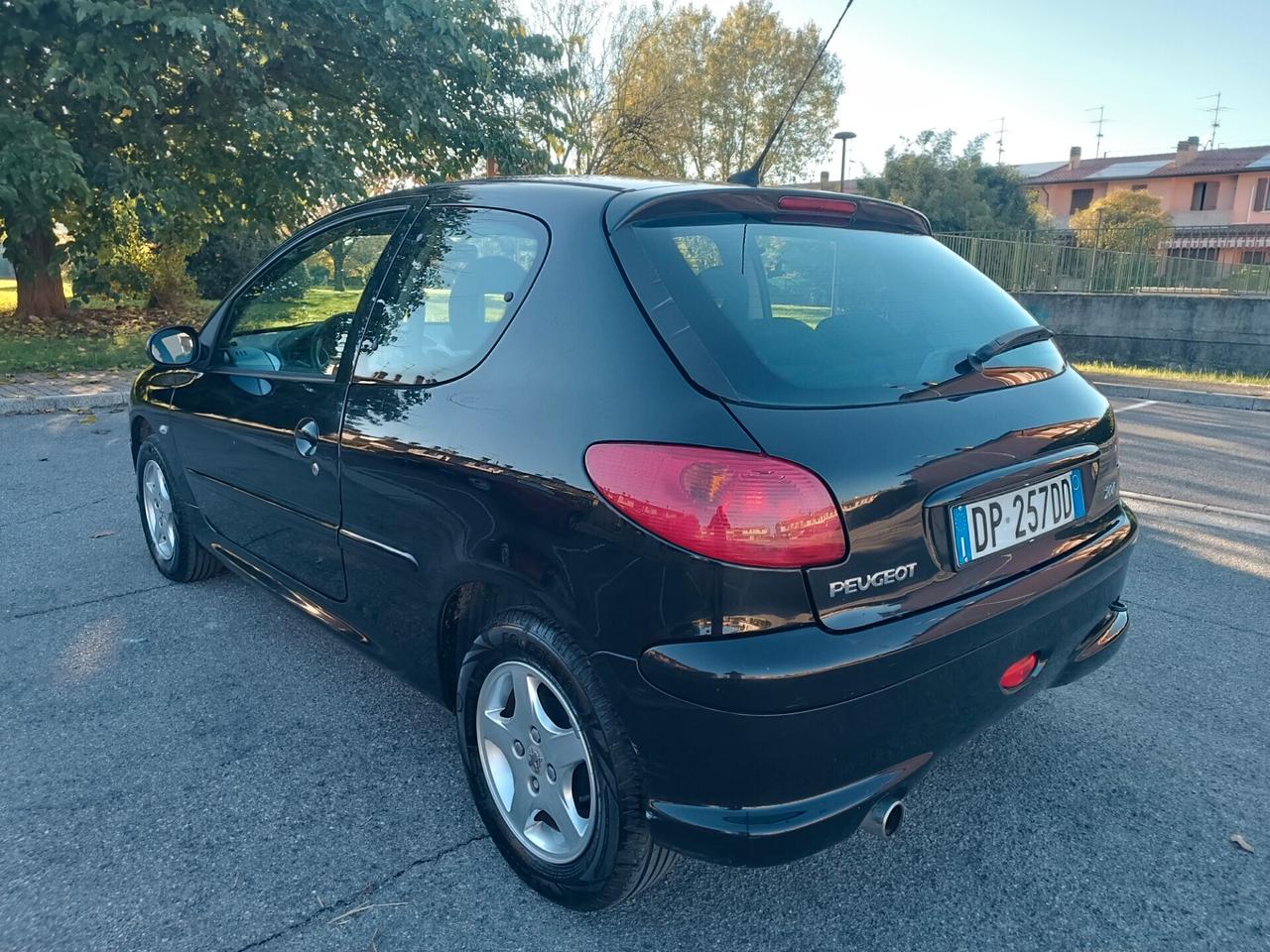 Peugeot 206 1.4 benzina garanzia
