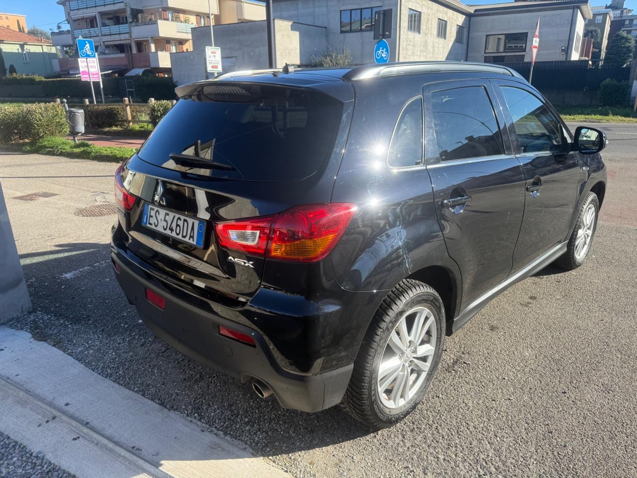 Mitsubishi ASX 1.6 2WD Intense Panoramic