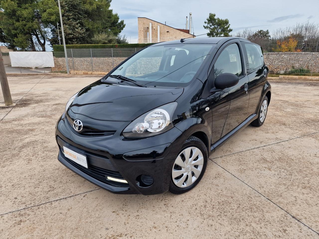 Toyota Aygo 1.0 12V VVT-i 5 porte Connect