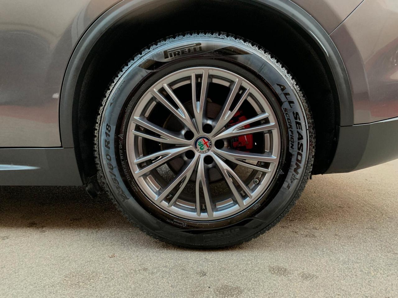 Alfa Romeo Stelvio 2.2 Turbodiesel 160 CV AT8 RWD Business