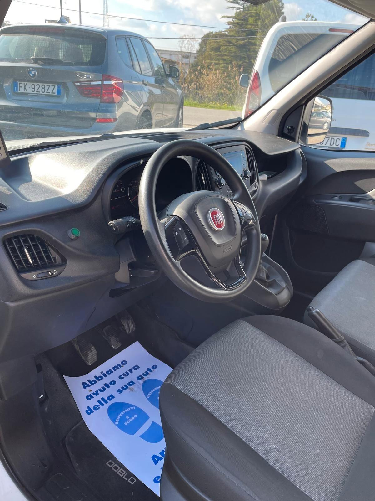 Fiat Doblo 1.6 MJT 120CV Maxi 3 posti AUTONEGOZIO unico proprietario