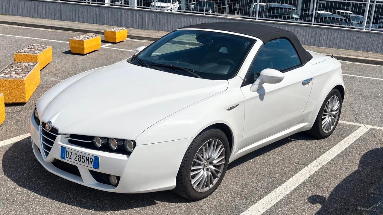 Alfa Romeo Spider 2.0 JTDm