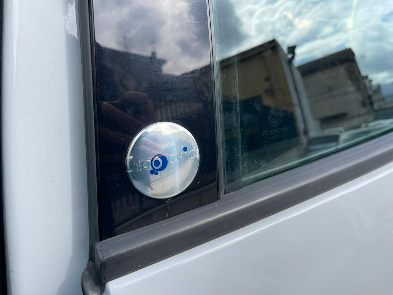 Ypsilon 1.2 69 CV 5 porte GPL Ecochic Gold