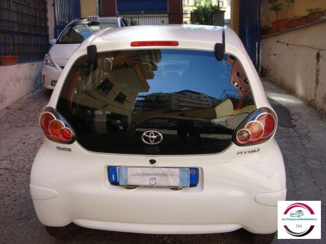 TOYOTA - Aygo - 1.0 12V VVT-i 5p. Lounge