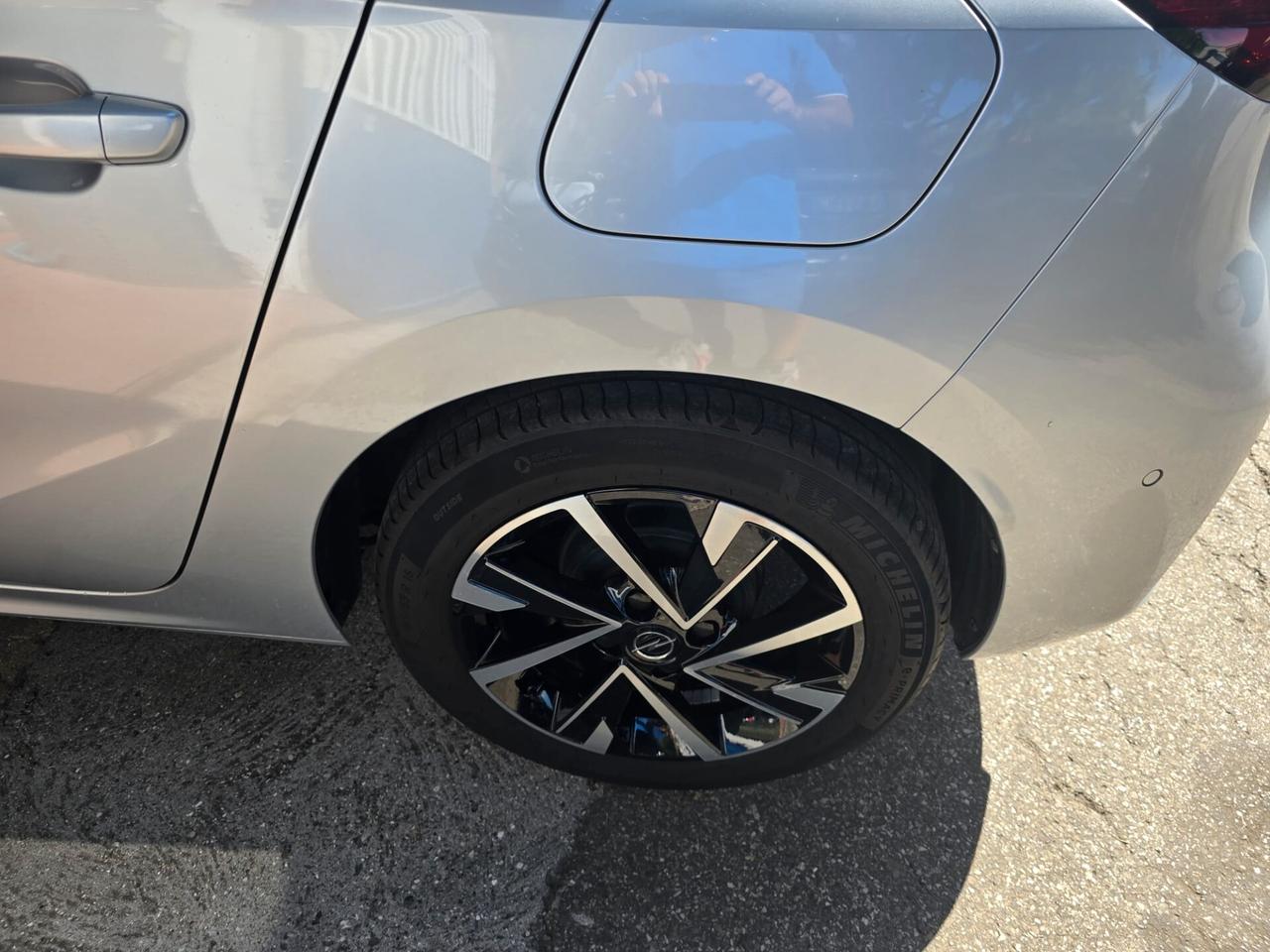 Opel Corsa 1.2 rate da 180