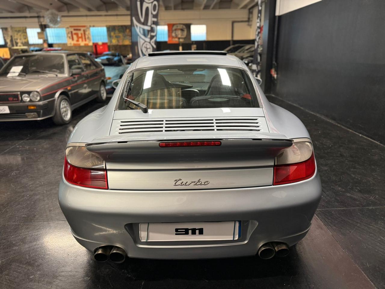 Porsche 996 Turbo Coupé asi