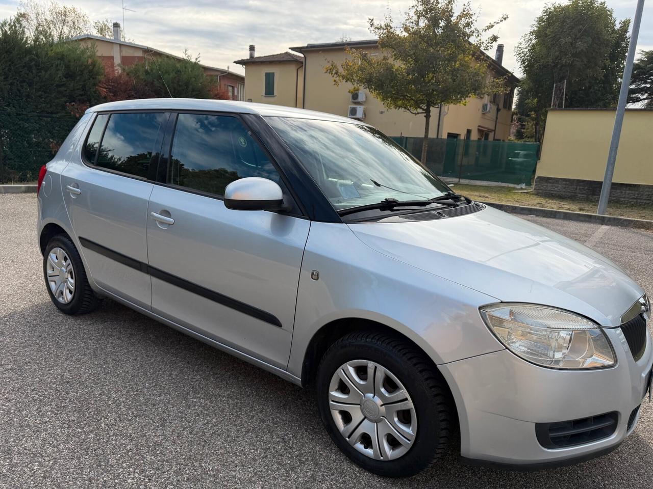 Skoda Fabia 1.2 Gpl - NEOPATENTATI - 12 MESI DI GARANZIA -