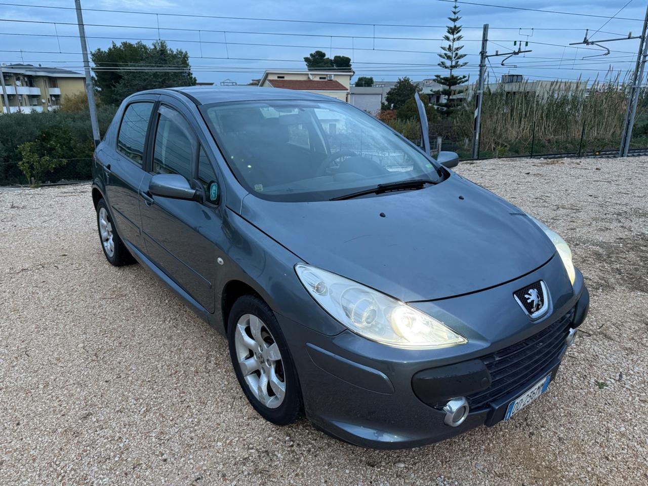 Peugeot 307 1.6 16V HDi 90CV 5p. PERMUTE