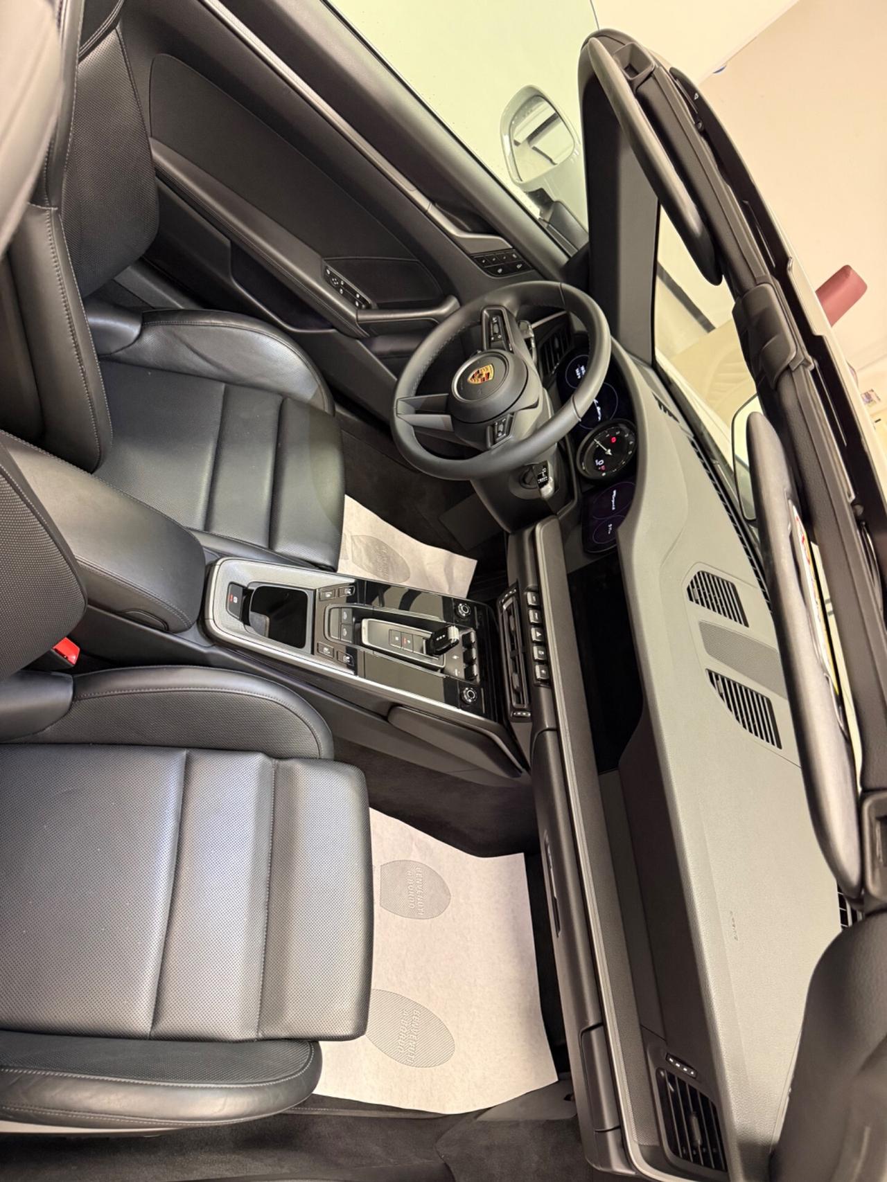 Porsche 911 Targa 4 50Y Design