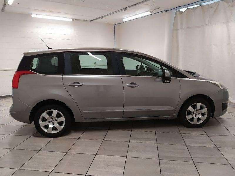Peugeot 5008 1.6 hdi 8v Business 115cv