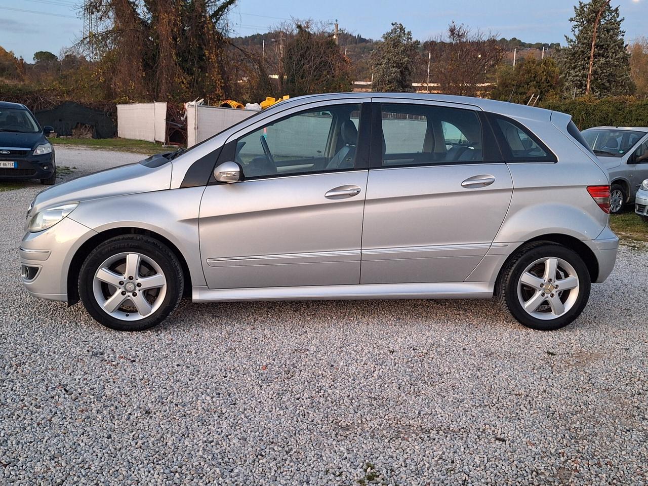 Mercedes-benz B 200 CDI Sport NEOPATENTATI PELLE TEL BLUETOOTH