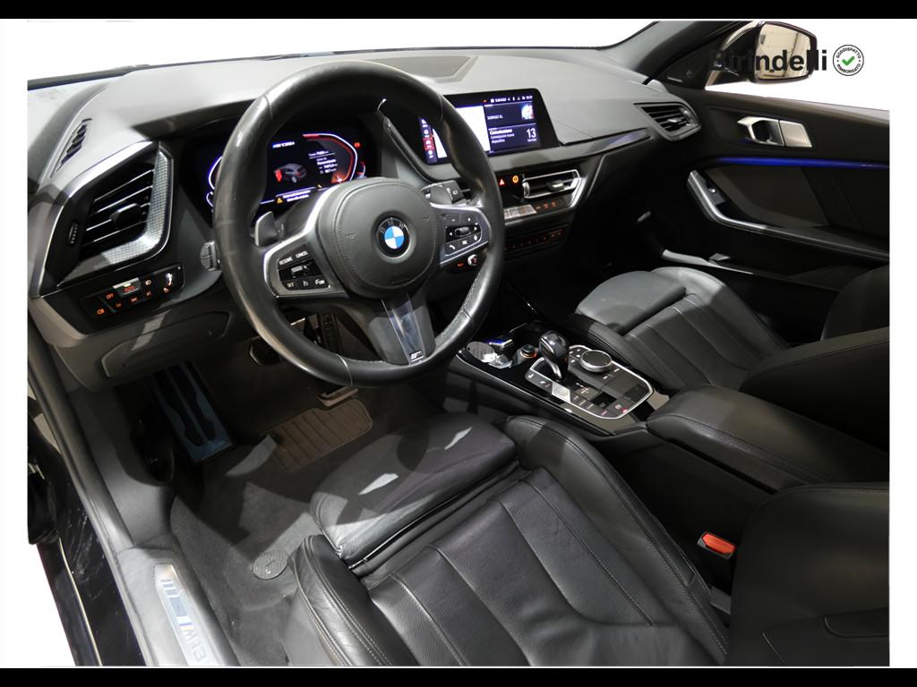 BMW Serie 1 (F40) - M 135i xDrive