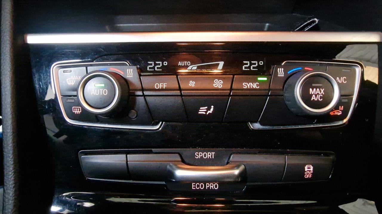 Bmw Serie 2 Gran Tourer 220d xDrive Luxury aut.