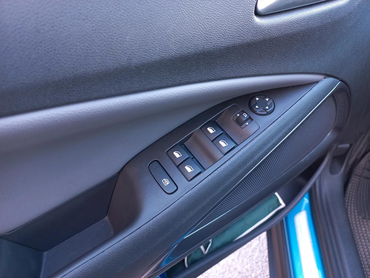 Opel Crossland X 1.2 Innovation 20 MILA KM!