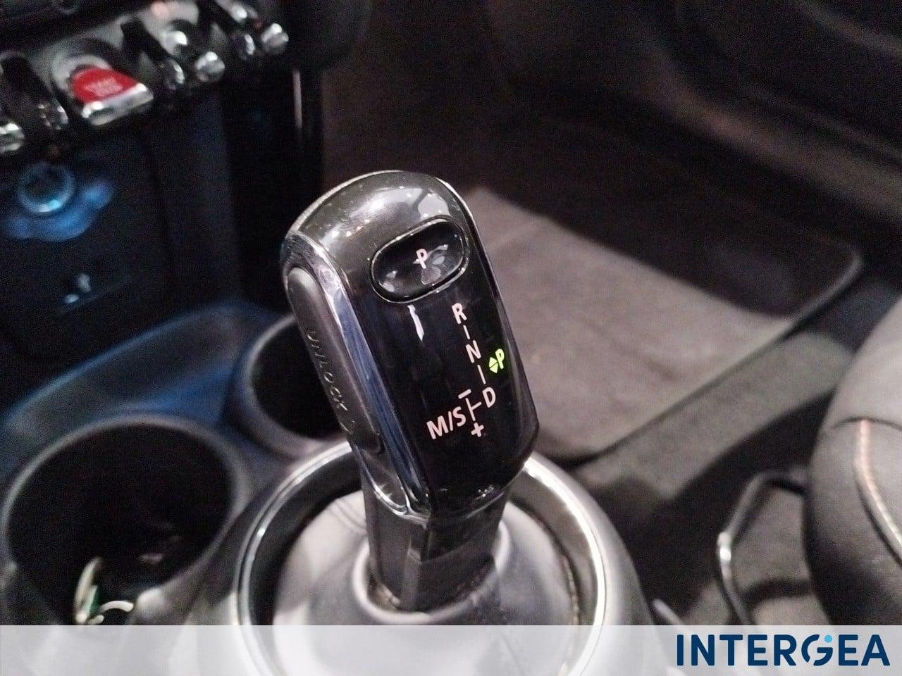 MINI Mini 5p 1.5 Cooper Camden auto