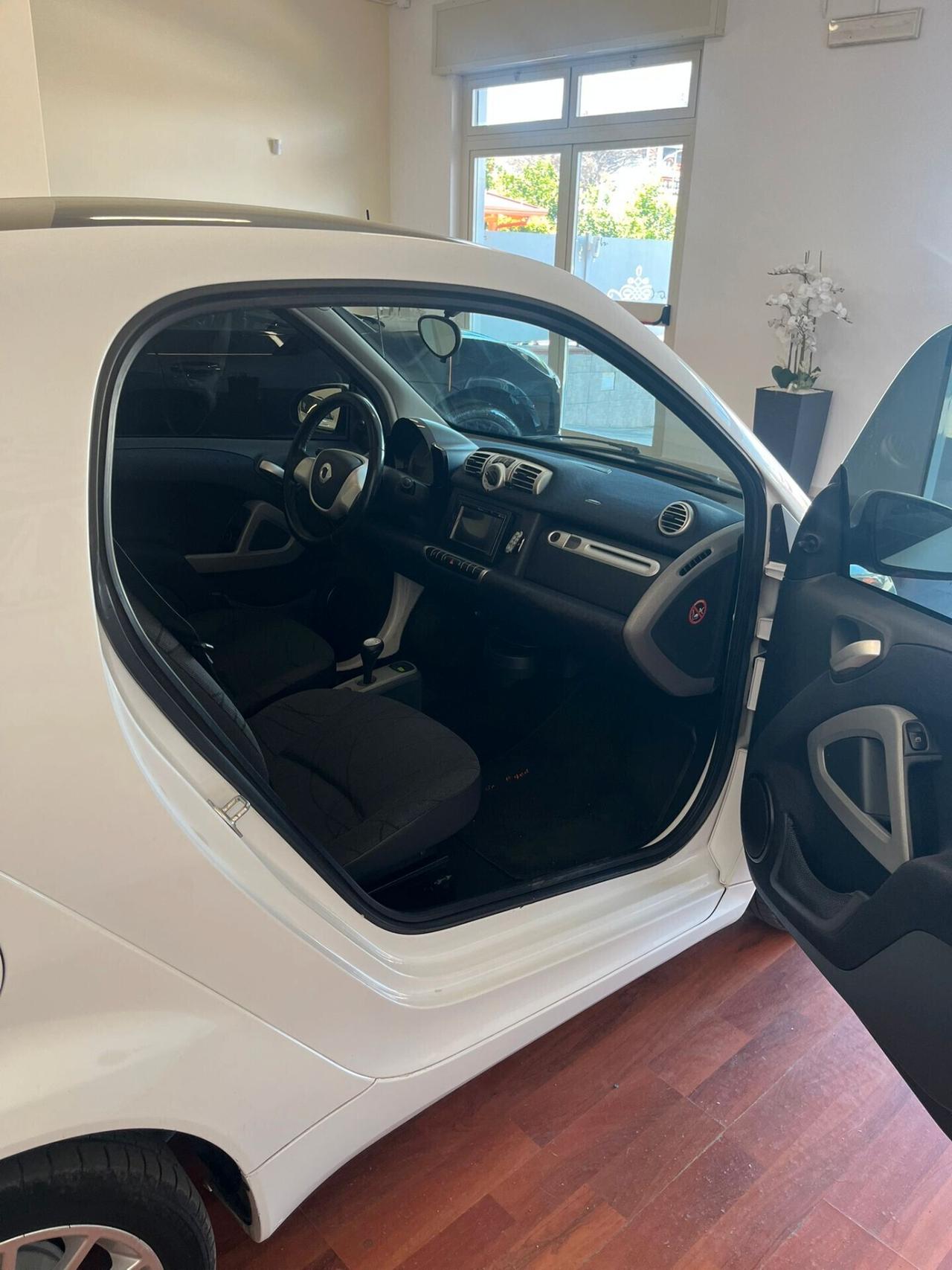 Smart ForTwo 1000 52 kW MHD coupé passion