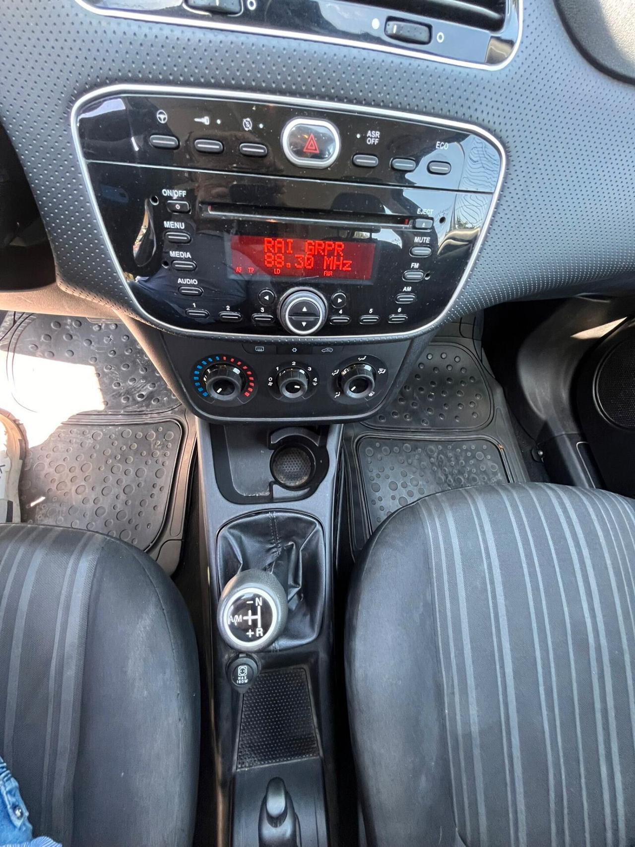 Fiat Punto Evo 1.4 5p S&S Dualogic MyLife - 2011^