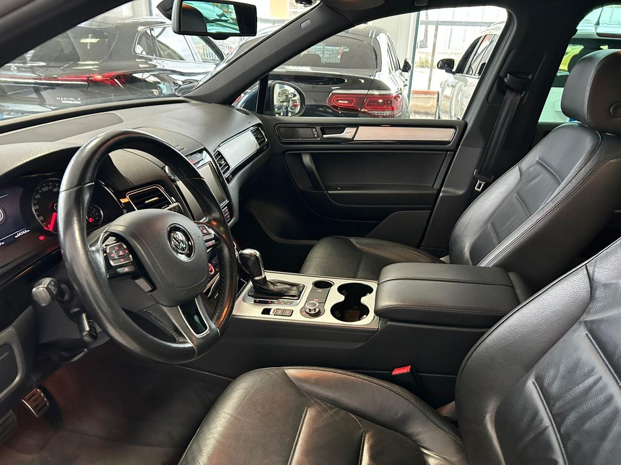 Volkswagen Touareg 3.0 TDI 240CV FULL OPTIONAL 2011