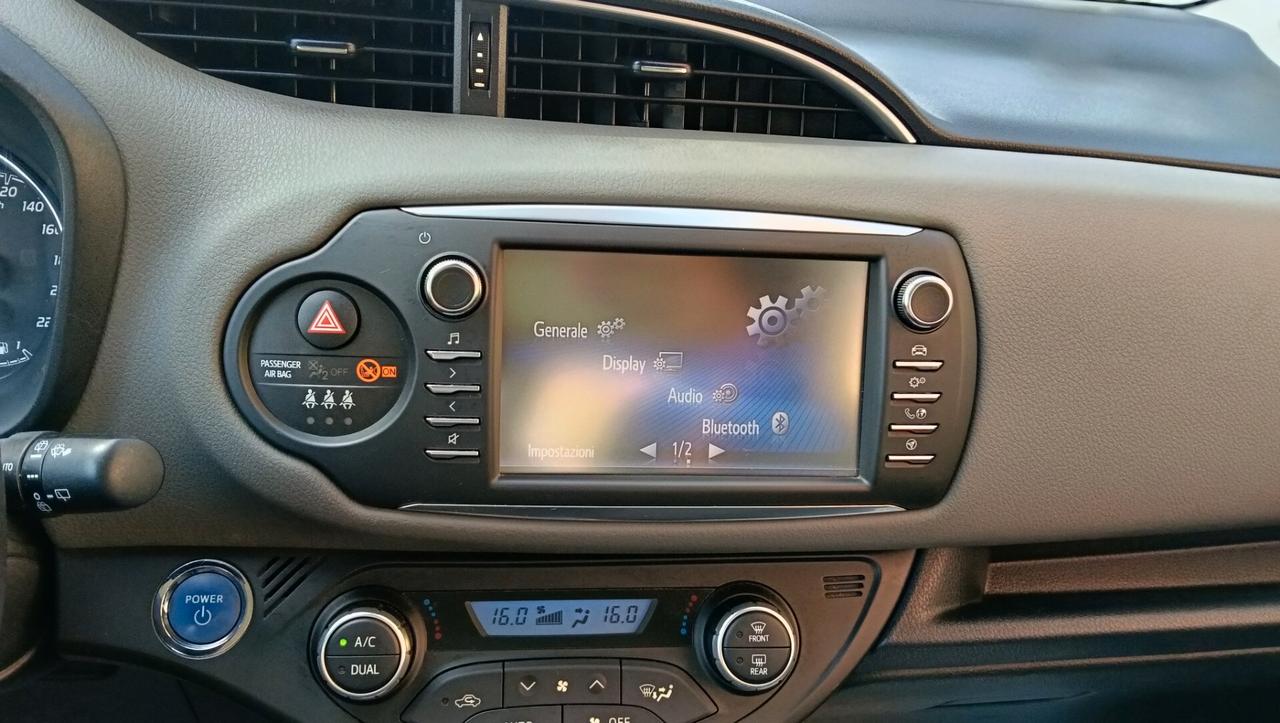 TOYOTA YARIS 1.5 HYBRID AUTO-PREZZO PROMO!