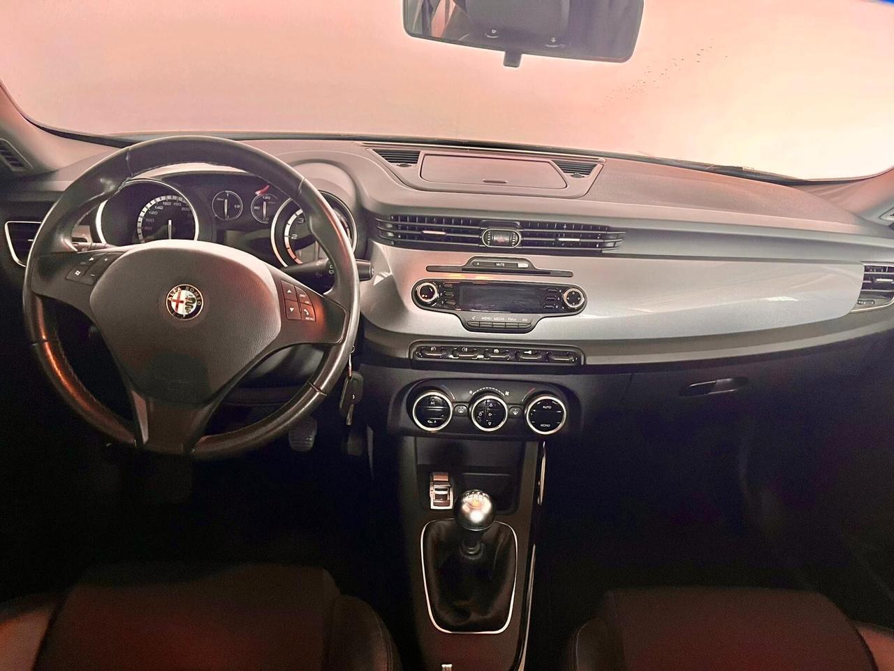 Alfa Romeo Giulietta 2.0 JTDm-2 140 CV Exclusive