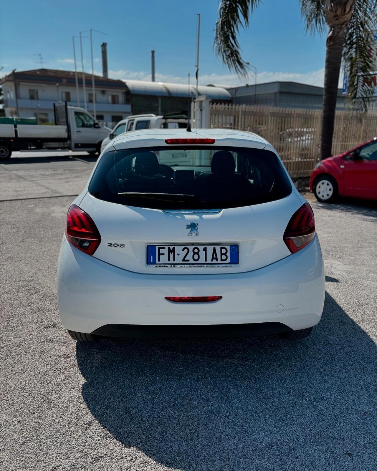 Peugeot 208 BlueHDi 75 5 porte Allure