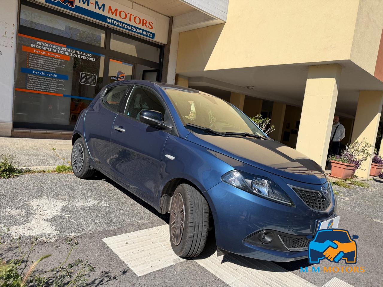 Lancia Ypsilon SILVER ECOCHIC