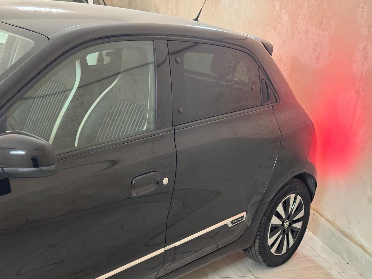 Renault Twingo Electric Urban Night