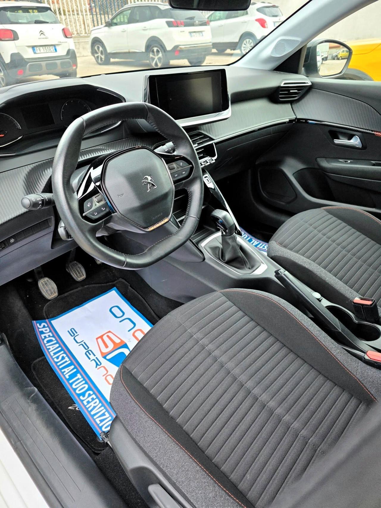 Peugeot 208 1.2 bz 75cv Allure con 74.000