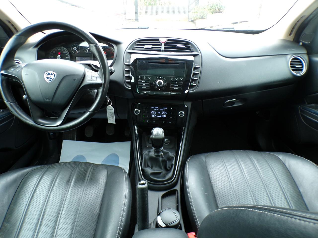 Lancia Delta 1.4 T-Jet 120 CV... GPL.... TETTUCCIO APRIBILE