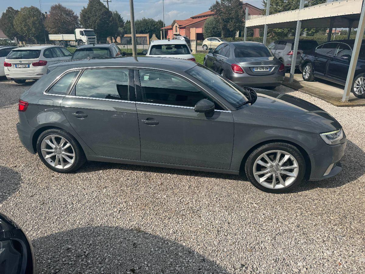 AUDI - A3 - 1.6 TDI S tronic Sport VIRTUAL