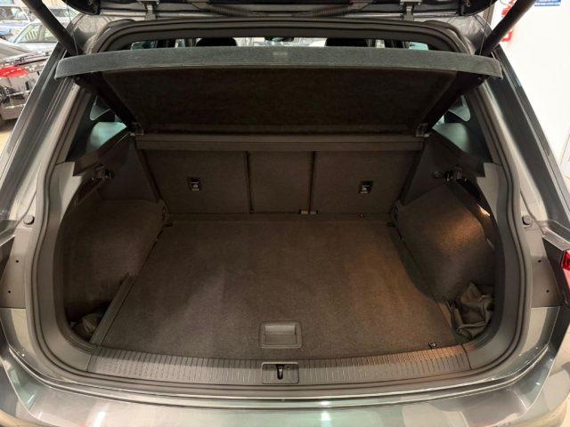 VOLKSWAGEN Tiguan 2.0 BiTDI SCR DSG 4MOTION Executive R-Line BMT