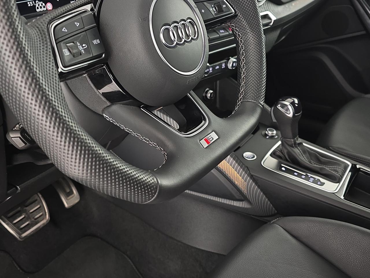 Audi Q2 35 2.0 tdi s line edition s-tronic