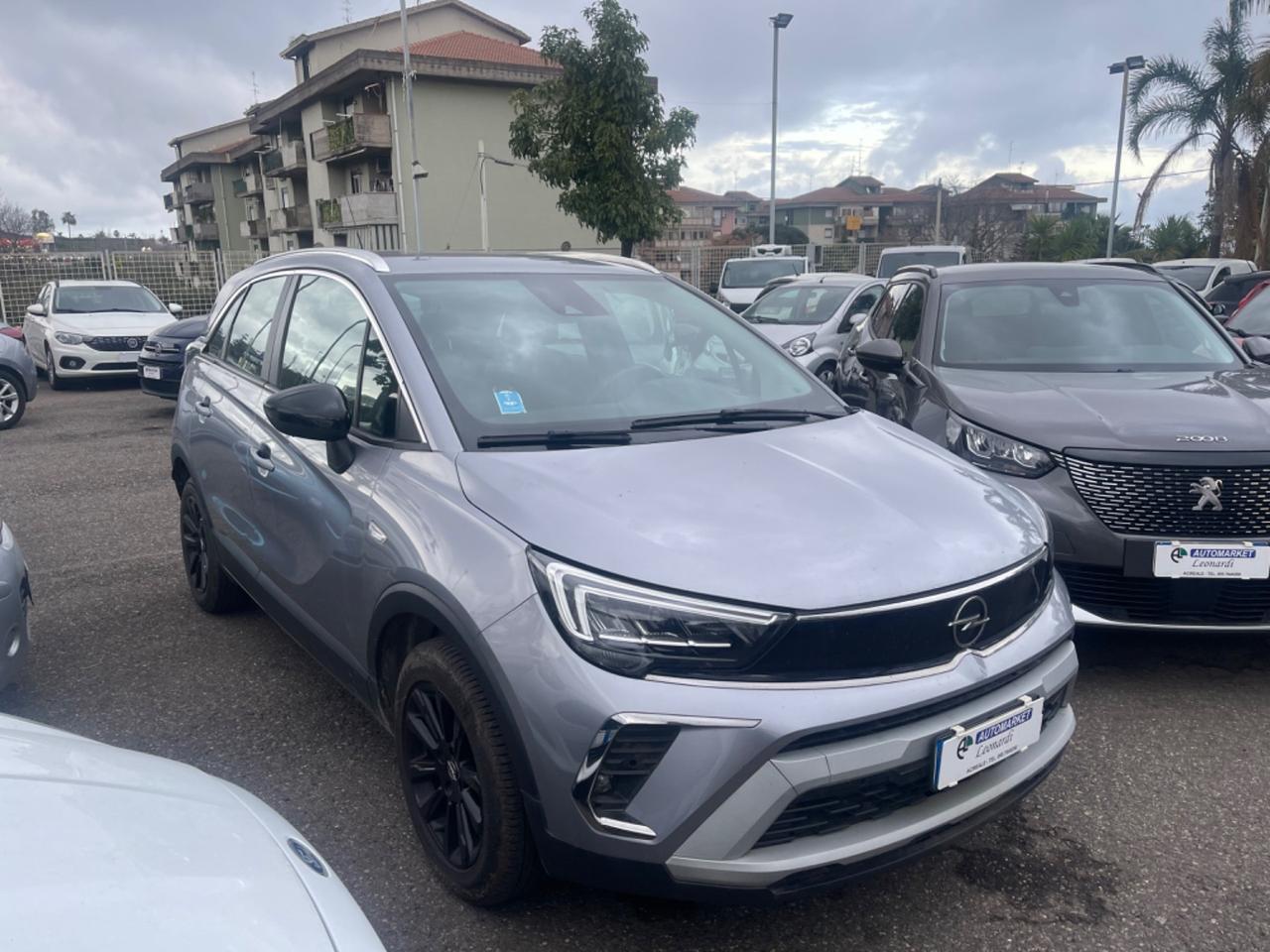 Opel Crossland 2021 vari colori e versioni