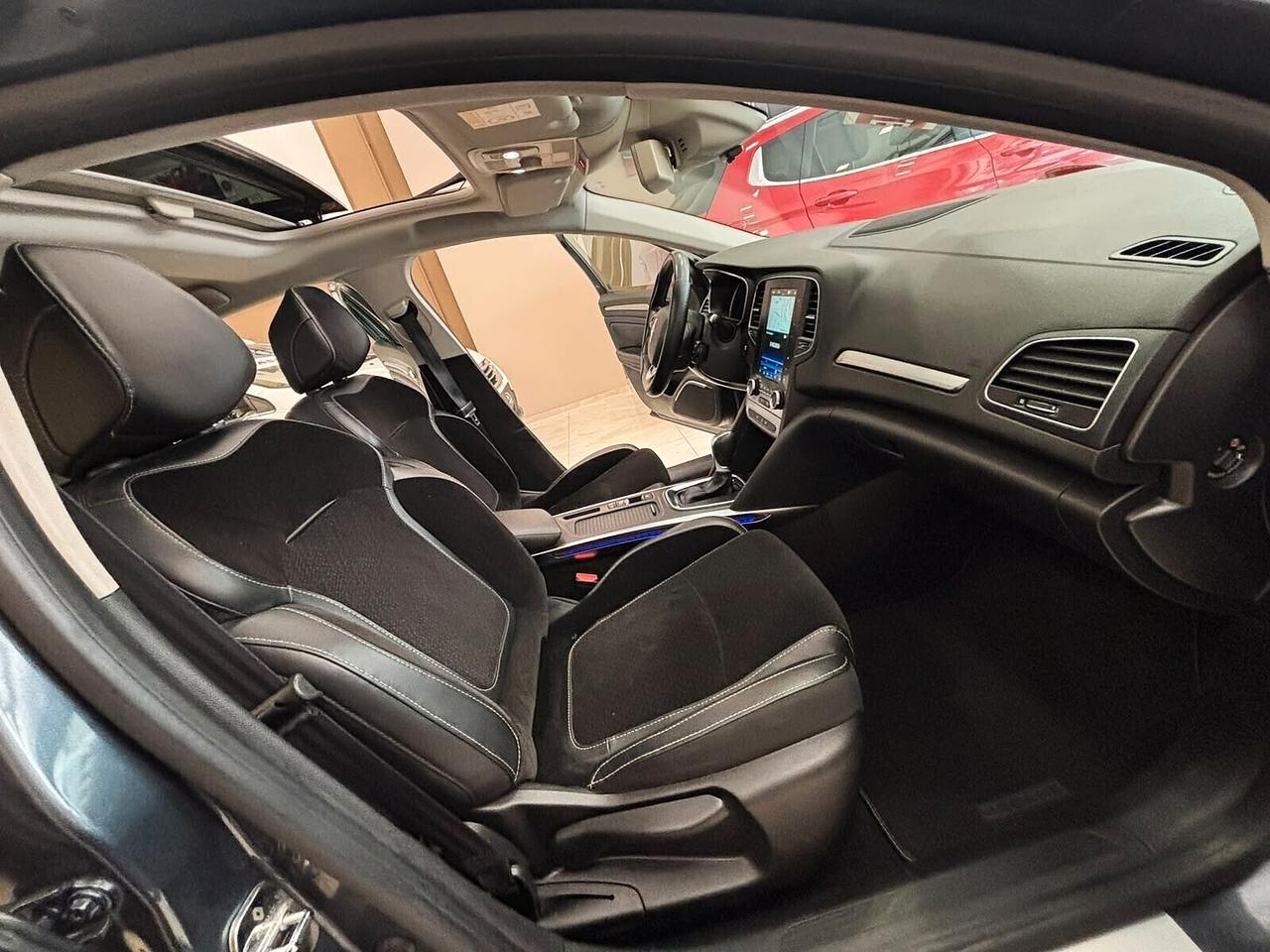Renault Megane 1.5 dci *TETTO*FULL OPTIONAL