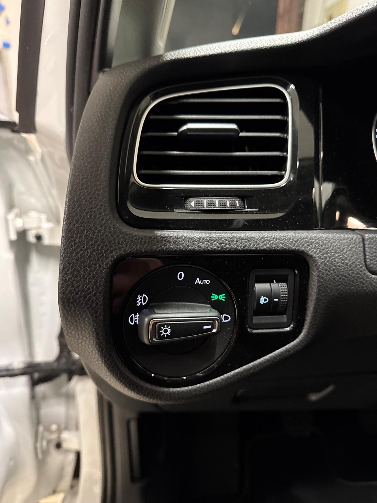 Volkswagen Golf 1.6 TDI 110 CV 5p. Highline BlueMotion Technology