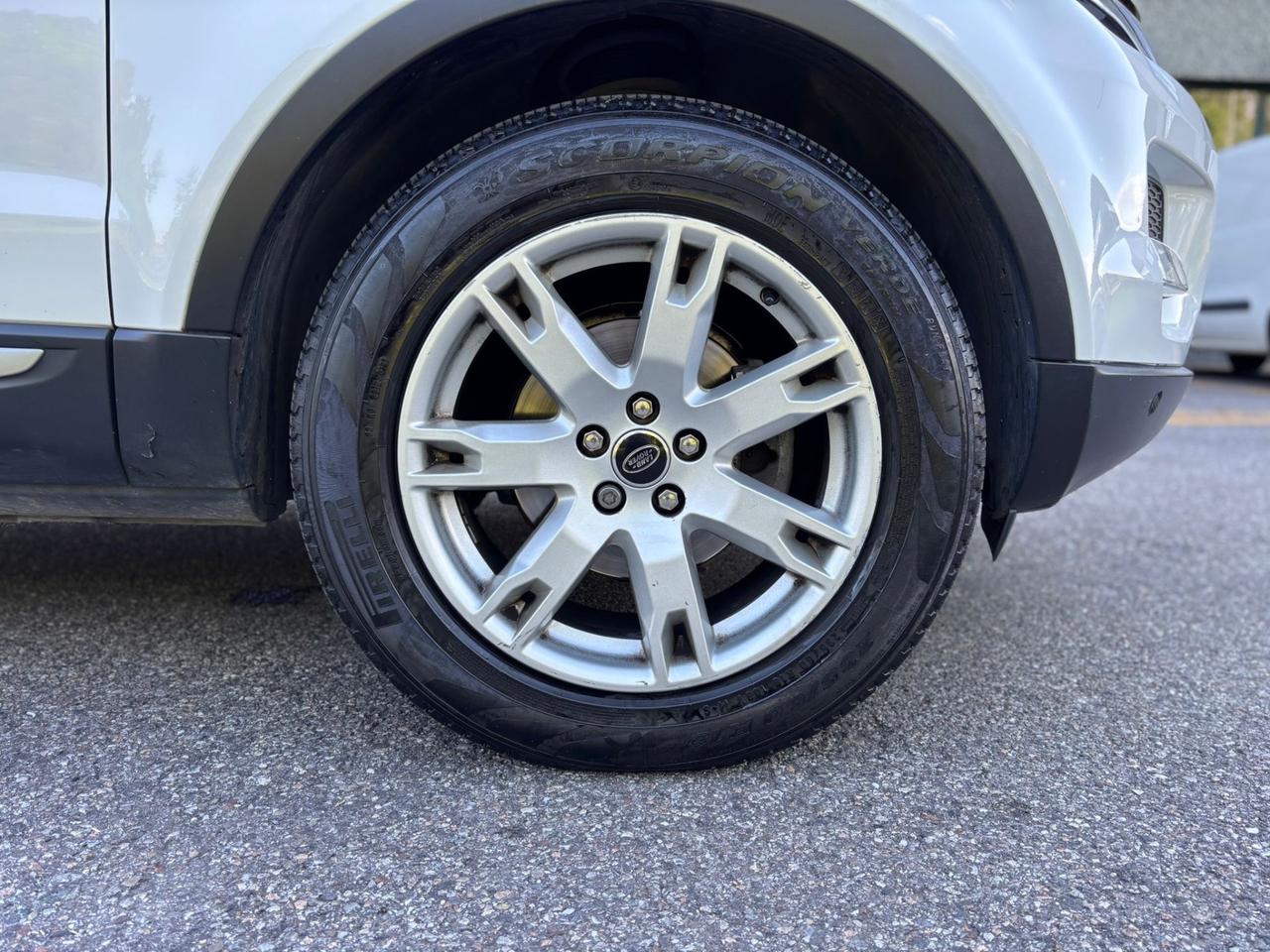 Range Rover Evoque 2.2 TD4 5p. Prestige