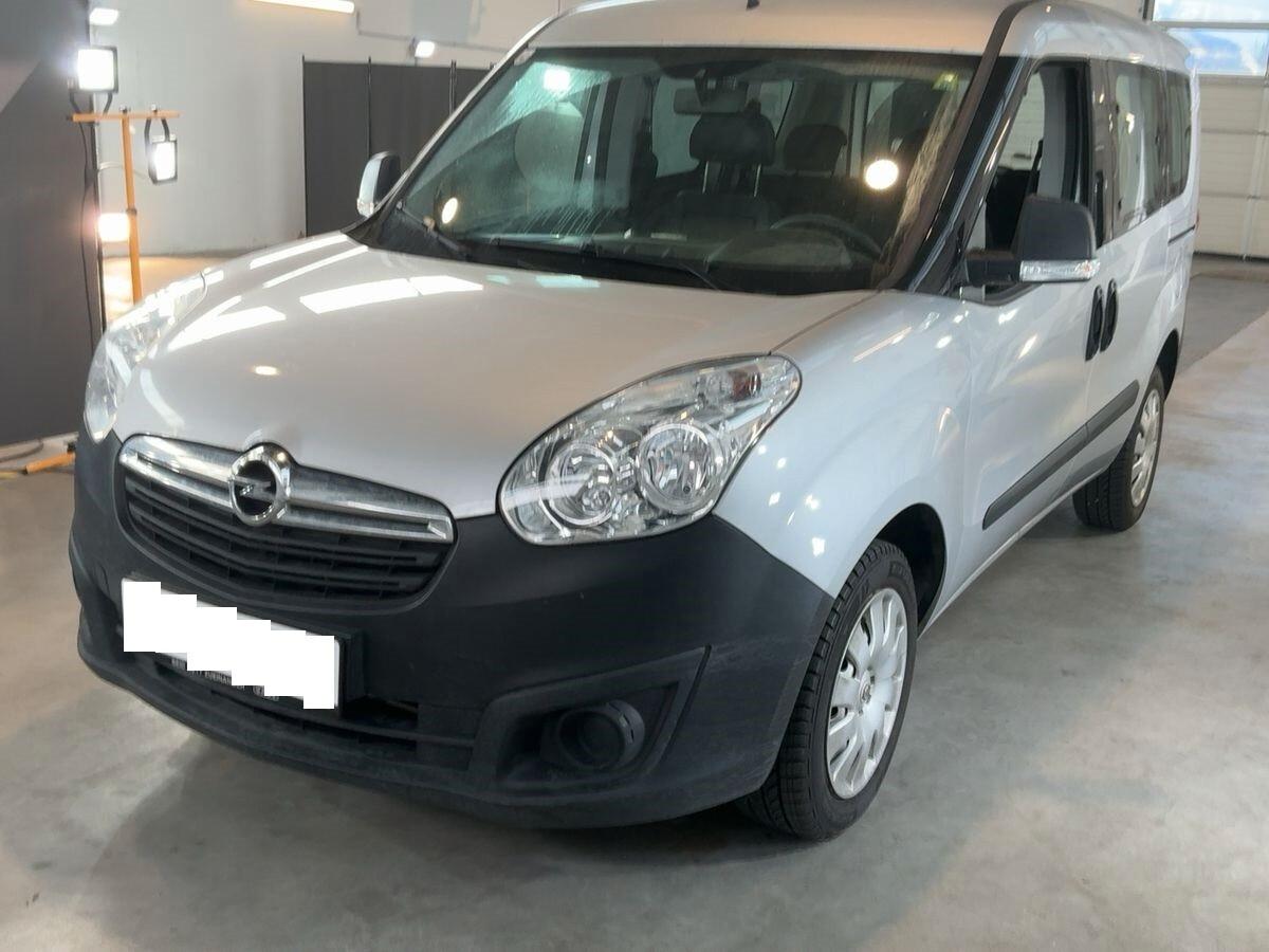 Opel Combo 1.4 95CV PC-TA Cosmo