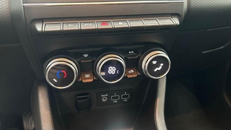 Renault Clio 1.6 E-Tech hybrid Zen 140cv auto my21 1.6 E-Tech hybrid Zen 140cv auto