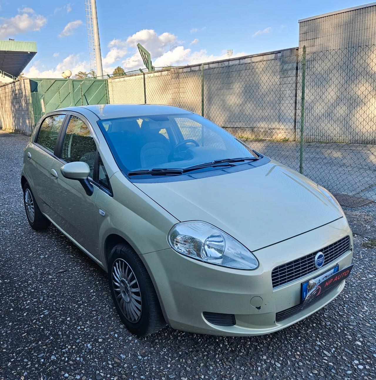 fiat grande punto 1.2 NEOPATENTATI