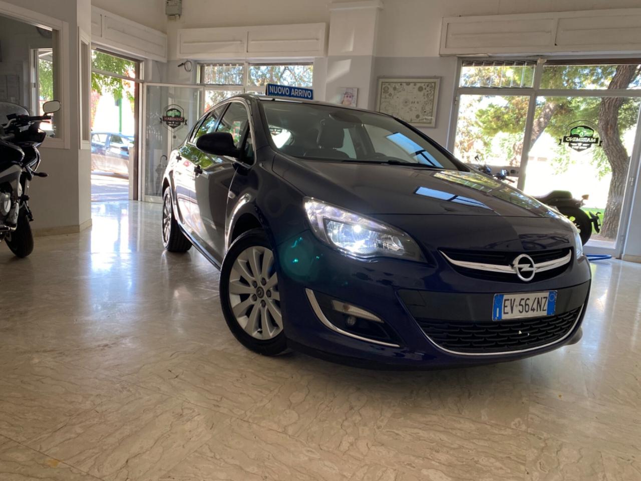 Opel Astra 1.7 CDTI 110CV 5 porte Cosmo