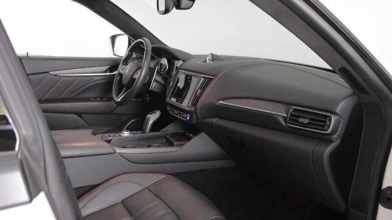 Maserati Levante V6 430 CV S AWD Gransport possibilità noleggio no scoring