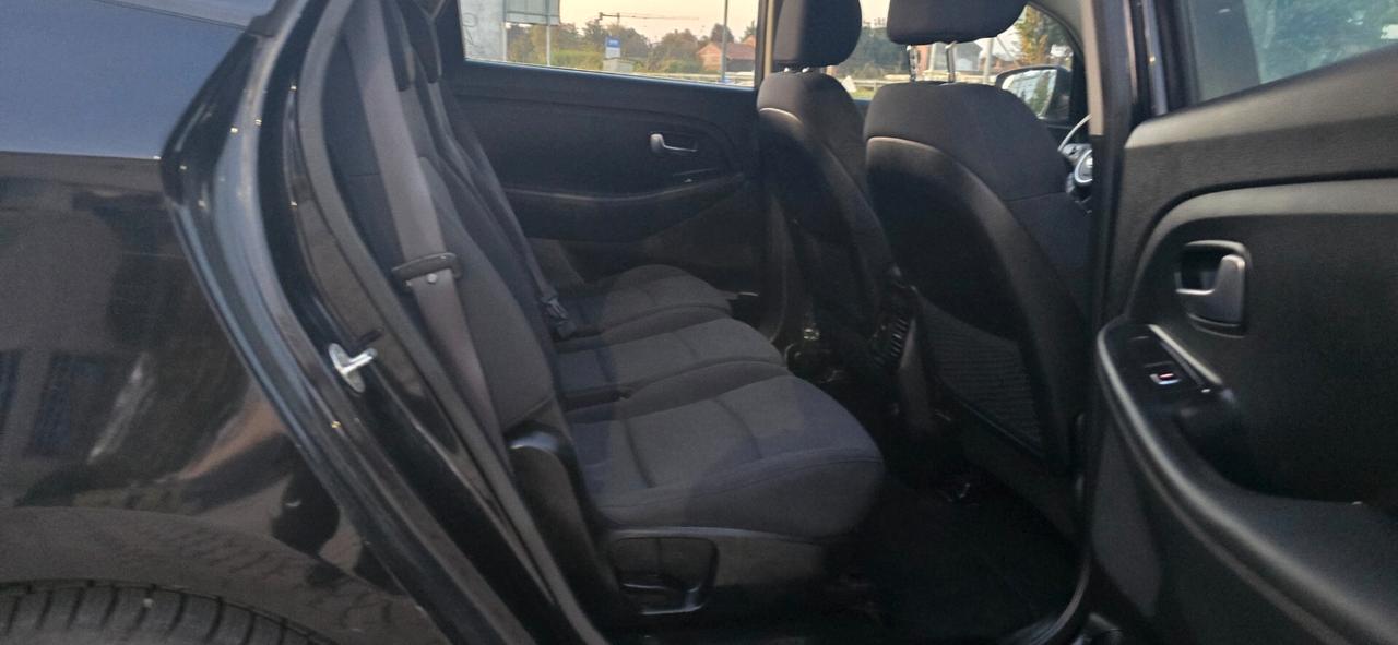 Kia Carens 1.7 CRDi 115 CV Class