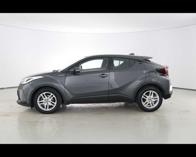 TOYOTA C-HR 1.8 Hybrid E-CVT Business